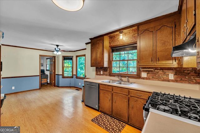 938 King Arthur Drive, Macon, GA 31220