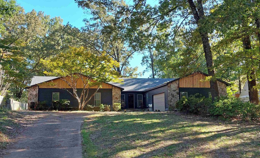 160 ERICSON RD, Memphis, TN 38018