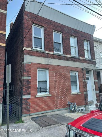 322 S 7th Street, Elizabeth, NJ 07202