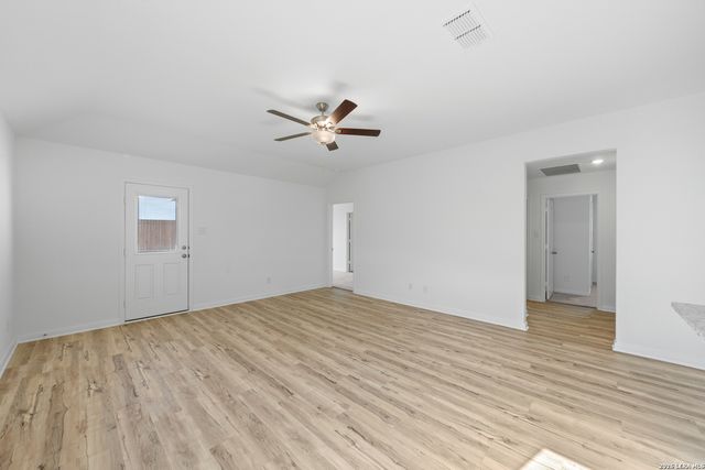 15219 Telfaire Meadow, Von Ormy, TX 78073