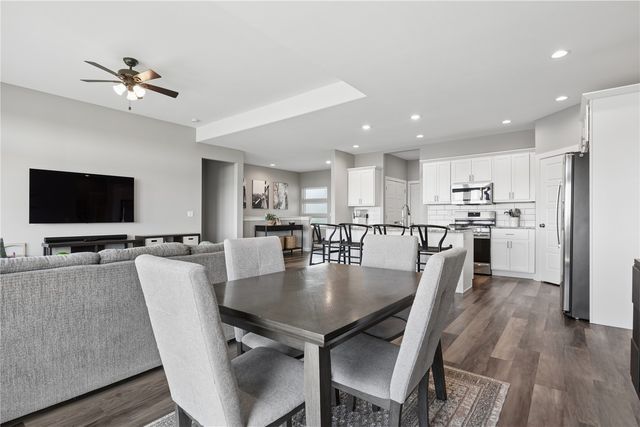 1555 Parker Court, North Liberty, IA 52317