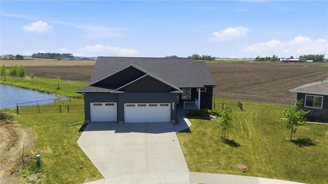 1555 Parker Court, North Liberty, IA 52317