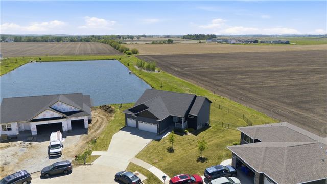 1555 Parker Court, North Liberty, IA 52317