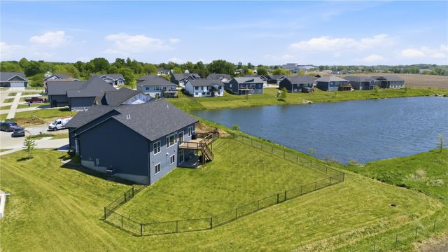1555 Parker Court, North Liberty, IA 52317