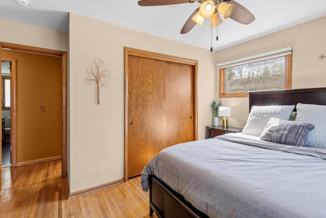 3320 Scott Avenue N, Golden Valley, MN 55422