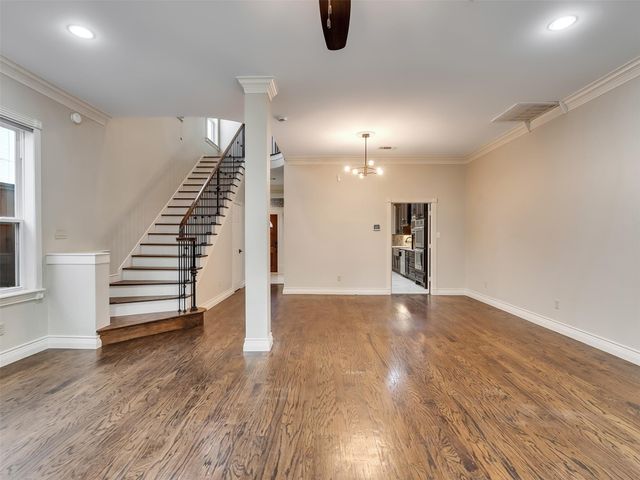 918 Knox Street, Houston, TX 77007