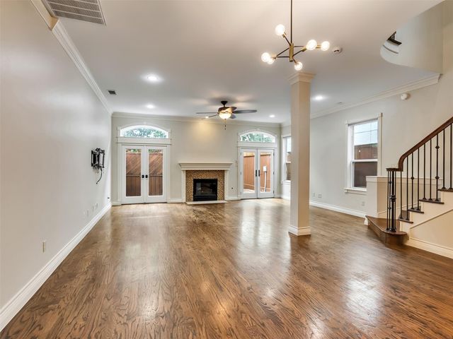 918 Knox Street, Houston, TX 77007