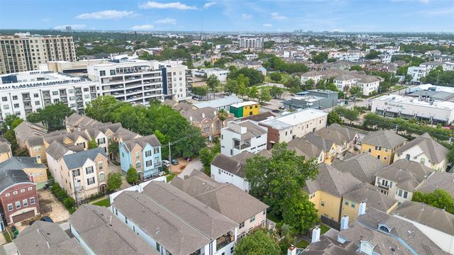 918 Knox Street, Houston, TX 77007