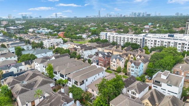 918 Knox Street, Houston, TX 77007