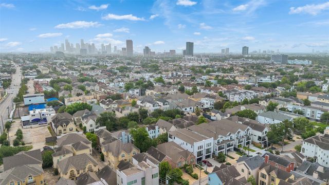 918 Knox Street, Houston, TX 77007