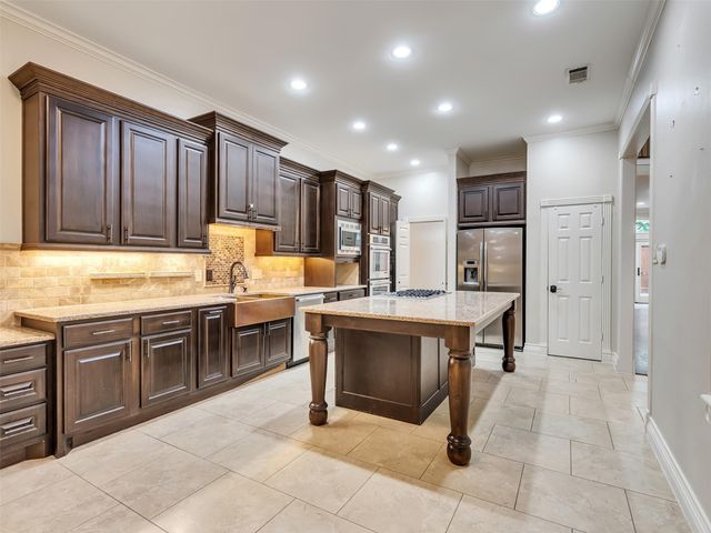 918 Knox Street, Houston, TX 77007
