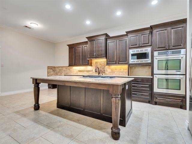 918 Knox Street, Houston, TX 77007