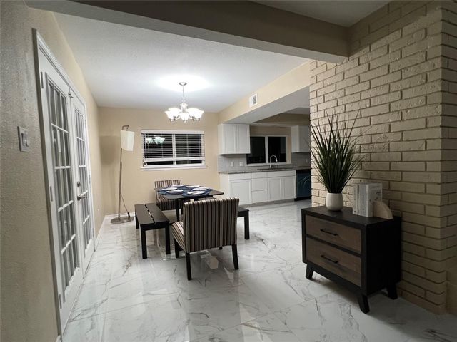 15138 Tresch Lane, Houston, TX 77598