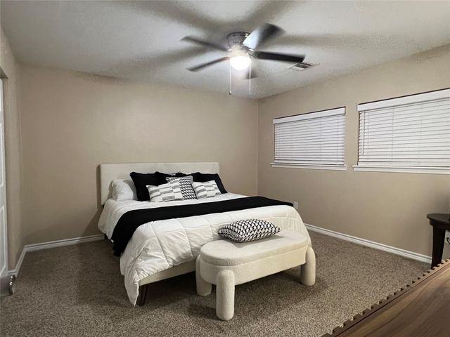15138 Tresch Lane, Houston, TX 77598