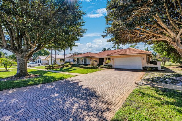 5362 Piping Rock Drive, Boynton Beach, FL 33437