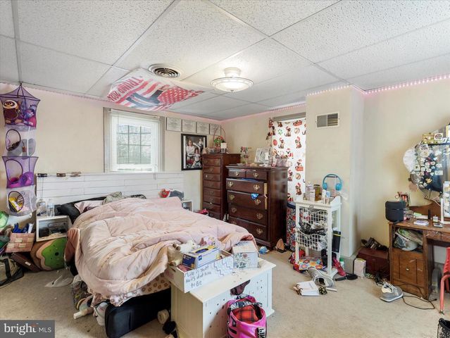 13643 CREEK VIEW DR, Hagerstown, MD 21740