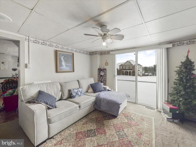 13643 CREEK VIEW DR, Hagerstown, MD 21740