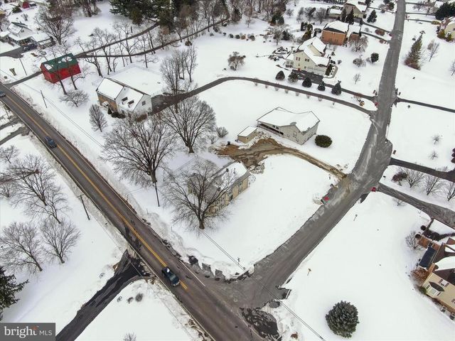 13643 CREEK VIEW DR, Hagerstown, MD 21740