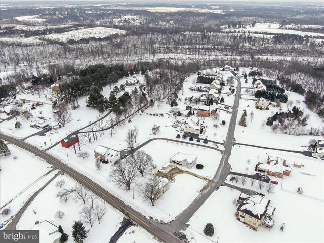 13643 CREEK VIEW DR, Hagerstown, MD 21740