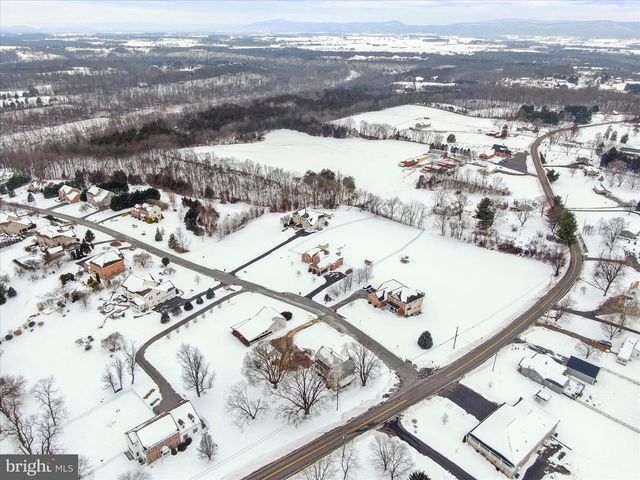 13643 CREEK VIEW DR, Hagerstown, MD 21740