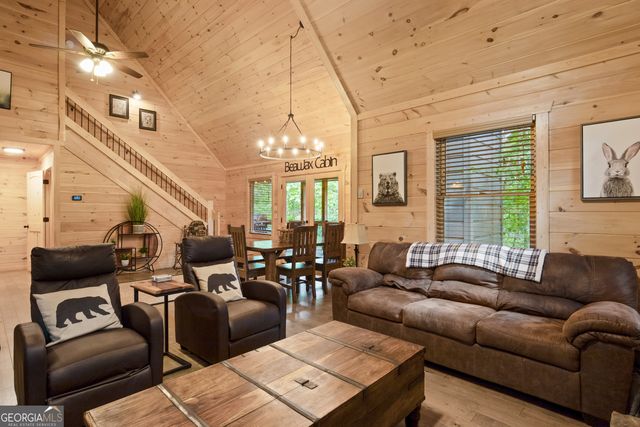 263 Windy Valley Lane, Blue Ridge, GA 30513