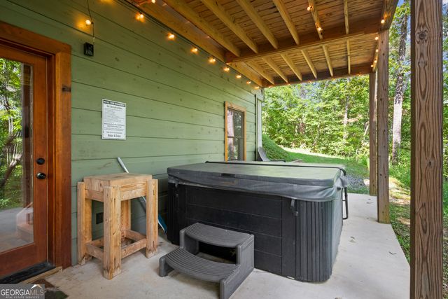 263 Windy Valley Lane, Blue Ridge, GA 30513