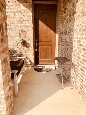 1335 Gruene Glen ST, New Braunfels, TX 78132
