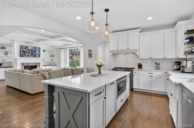 917 Hartsough Street, Plymouth, MI 48170