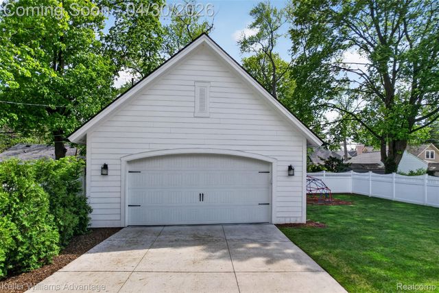 917 Hartsough Street, Plymouth, MI 48170