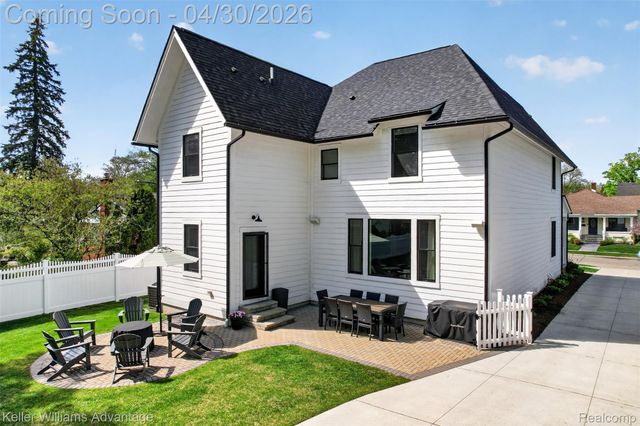 917 Hartsough Street, Plymouth, MI 48170