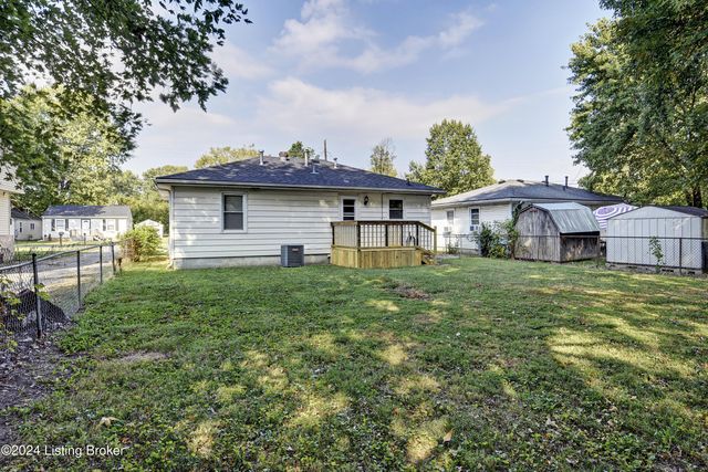 5015 Wellsworth Ave, Louisville, KY 40216