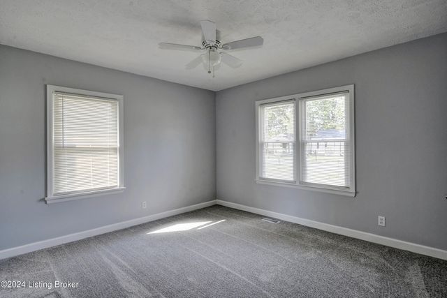 5015 Wellsworth Ave, Louisville, KY 40216