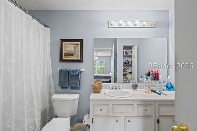 50 Pebble Beach Cv Apt D117, Bluffton, SC 29910