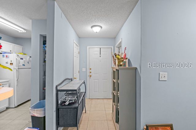 50 Pebble Beach Cv Apt D117, Bluffton, SC 29910