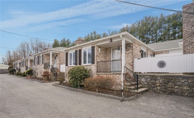 52 Hawthorne Street 7, North Providence, RI 02904