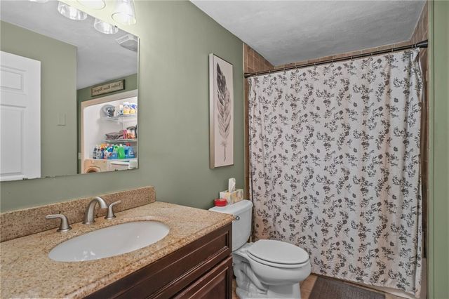 52 Hawthorne Street 7, North Providence, RI 02904