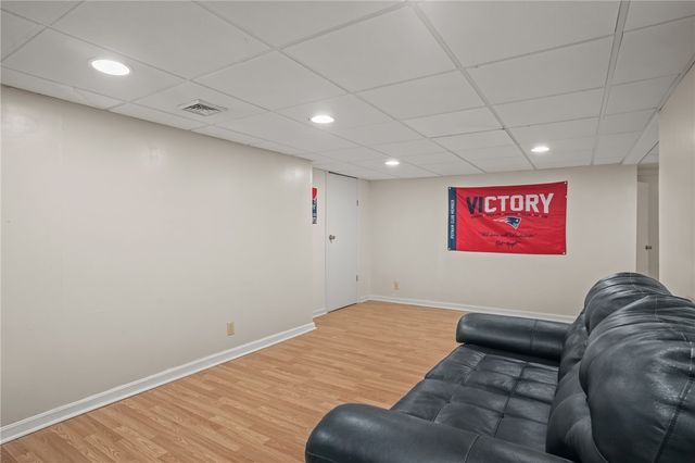 52 Hawthorne Street 7, North Providence, RI 02904