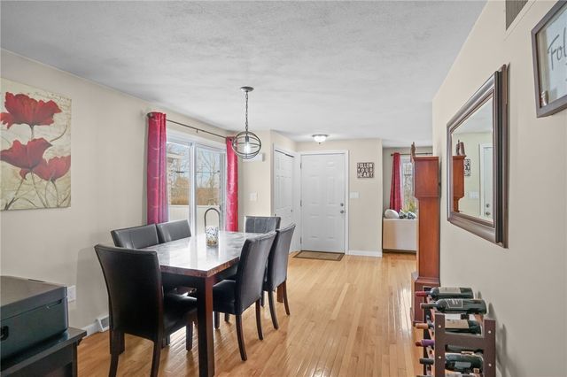 52 Hawthorne Street 7, North Providence, RI 02904