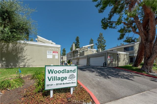 22139 Burbank Boulevard 7, Woodland Hills, CA 91367