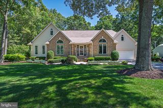 26 BUCKINGHAM DR, Egg Harbor Township, NJ 08234