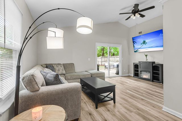 1242 Maryland Drive, Ladson, SC 29456
