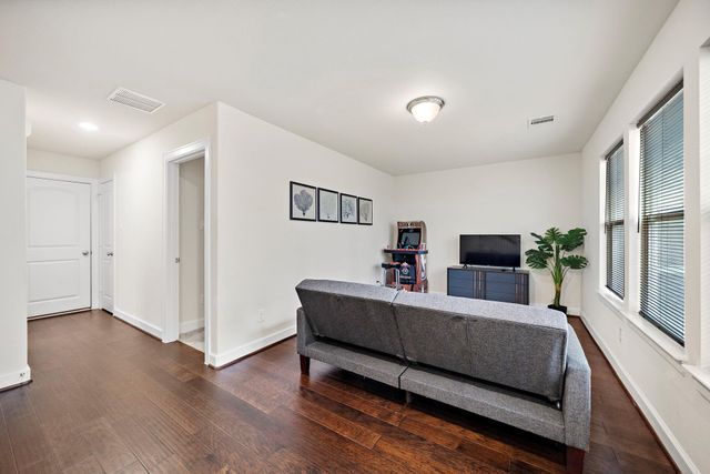 1510 Brayson Oaks Place, Houston, TX 77043