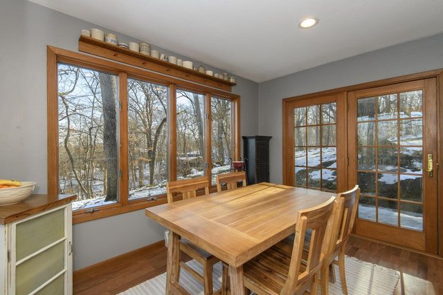 S94W23205 Meadow View LANE, Big Bend, WI 53103