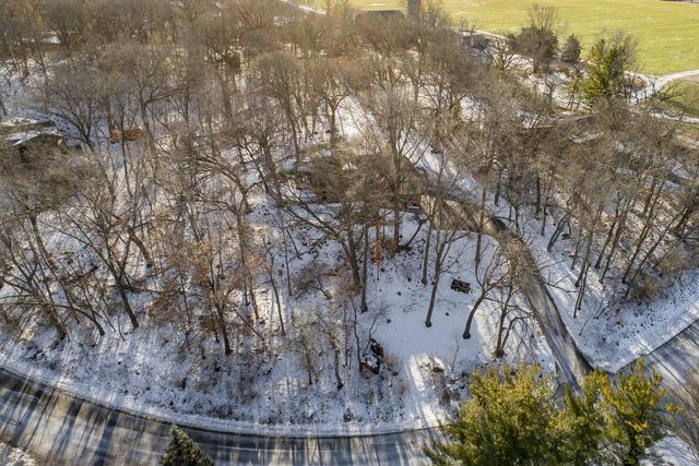 S94W23205 Meadow View LANE, Big Bend, WI 53103