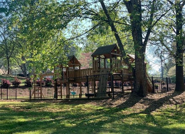 78 Chadds View, Acworth, GA 30101