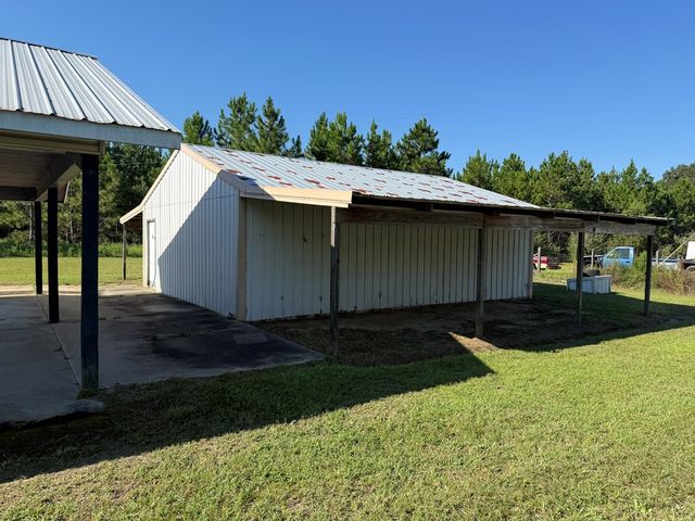 4153 County Road 5, Kinston, AL 36453