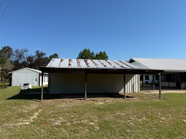 4153 County Road 5, Kinston, AL 36453