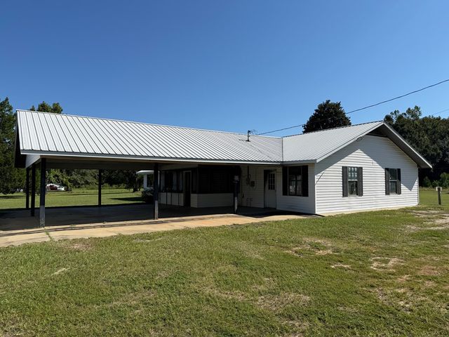 4153 County Road 5, Kinston, AL 36453