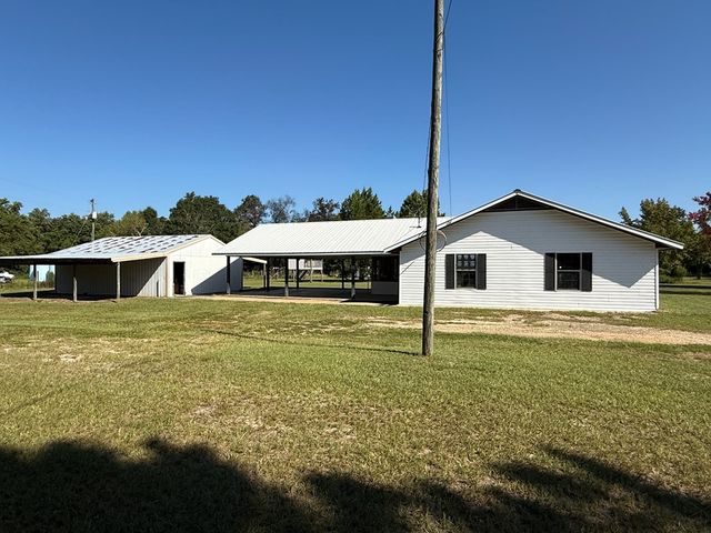 4153 County Road 5, Kinston, AL 36453