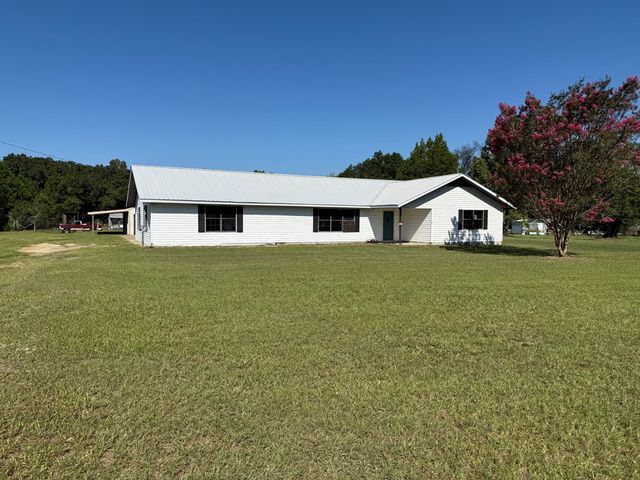4153 County Road 5, Kinston, AL 36453